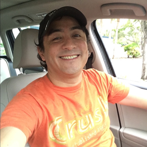 Meet your Posher, Ricardo - Picture 1 of 1